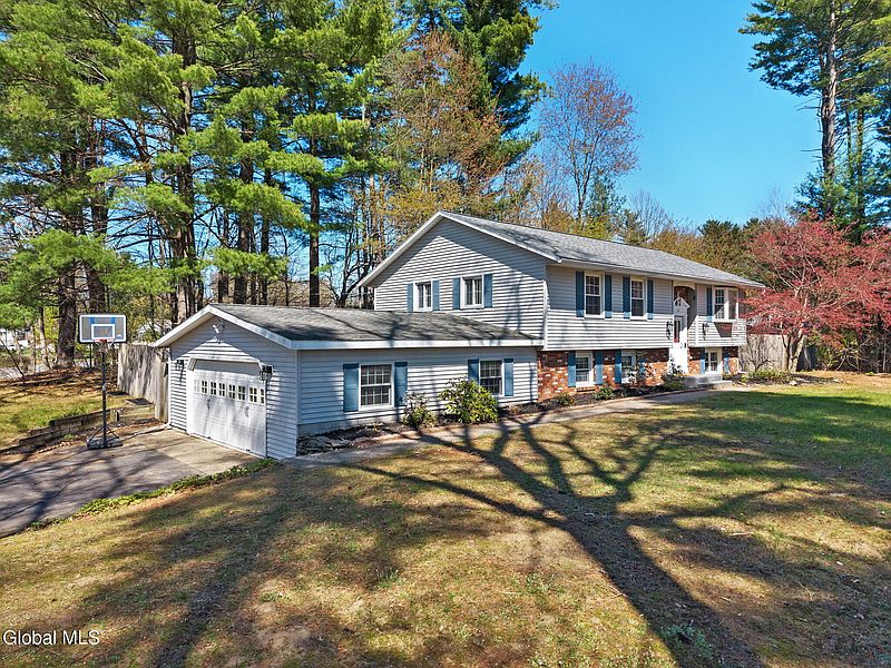 2nd image of 36 Evergreen Avenue