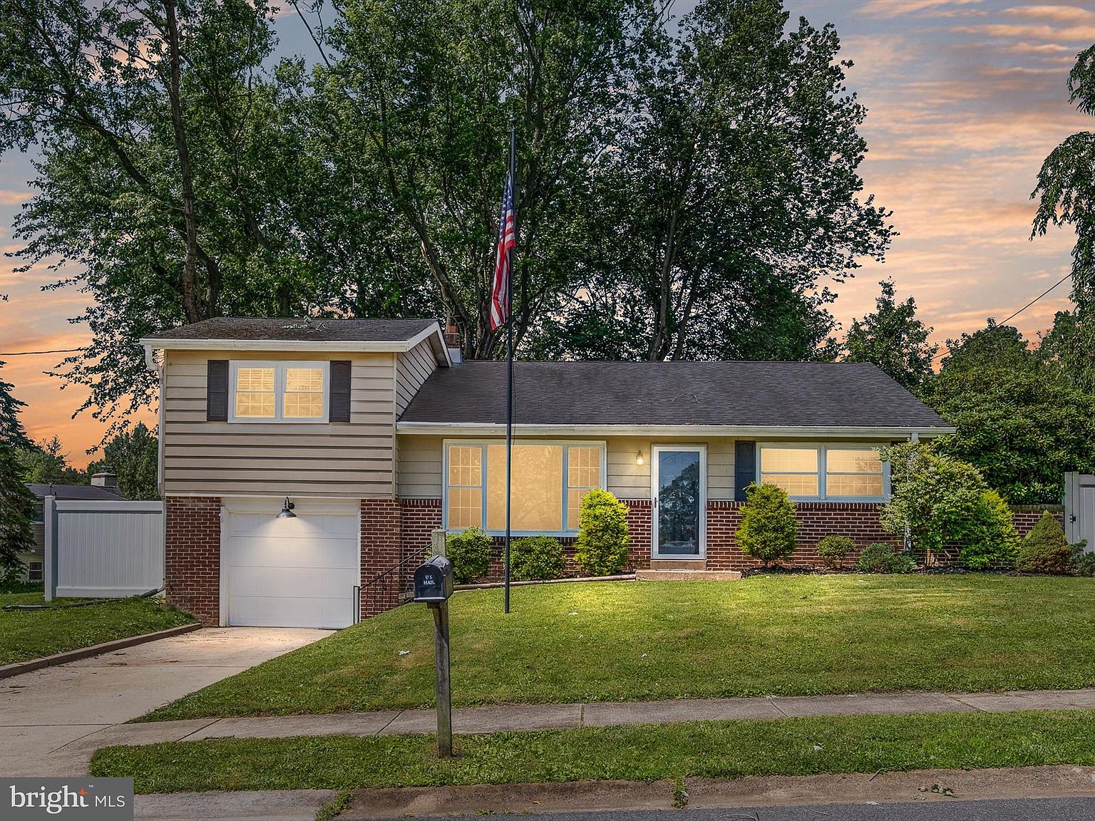4 Paisley Dr, Wilmington, DE 19808 | Zillow