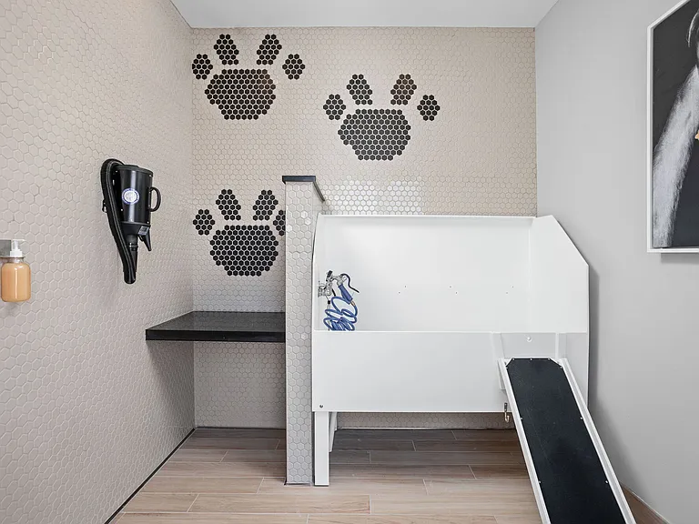 NEXUS Apartments of Noblesville — Photo 9