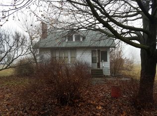 100 5th St, Foosland, IL 61845