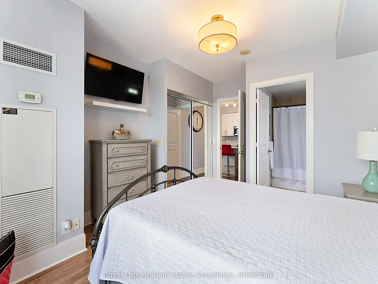 330 Burnhamthorpe Rd W #2604 — Photo 14