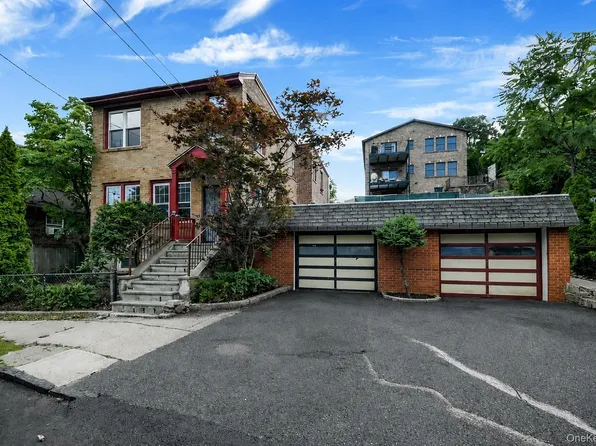 1089 Mile Square Road, Yonkers, NY 10704