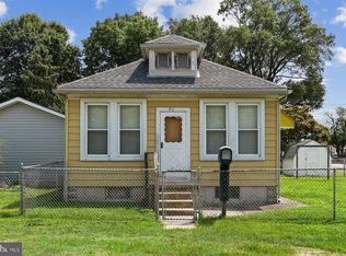 21 Centre Ave, Dundalk, MD 21222