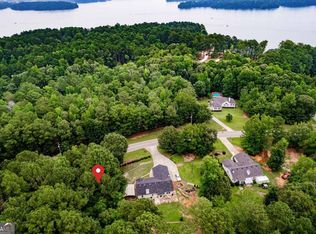 111 Winding River Rd, Eatonton, GA 31024