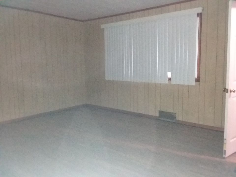 1st image of 128 Ideal St #1