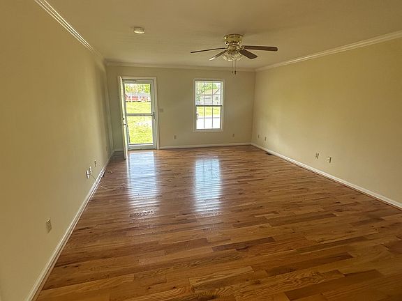 3rd image of 108 Ruston Rd #B