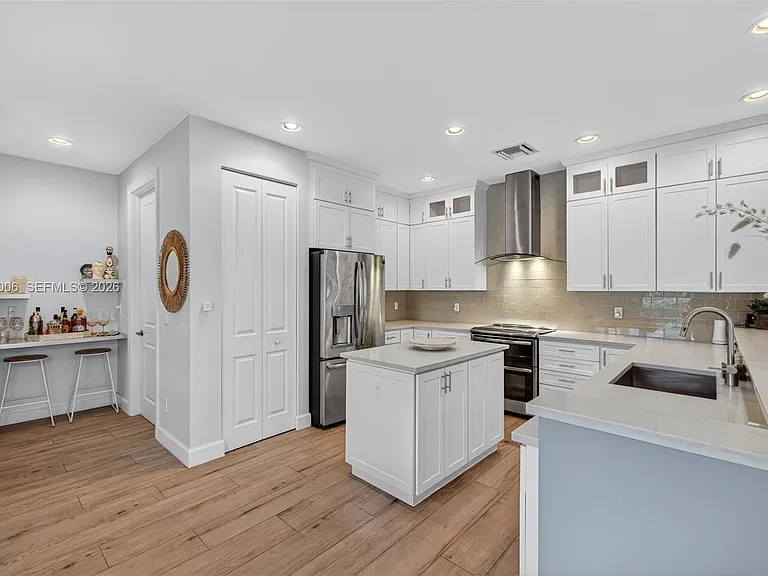 608 SW 15th St — Photo 21