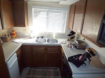 2nd image of 1809 Peyton Ave Unit 312