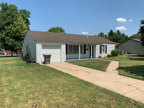 2nd image of 408 Beverly Dr