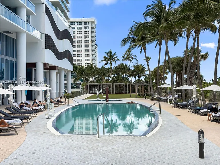 6801 Collins Ave #417 — Photo 46