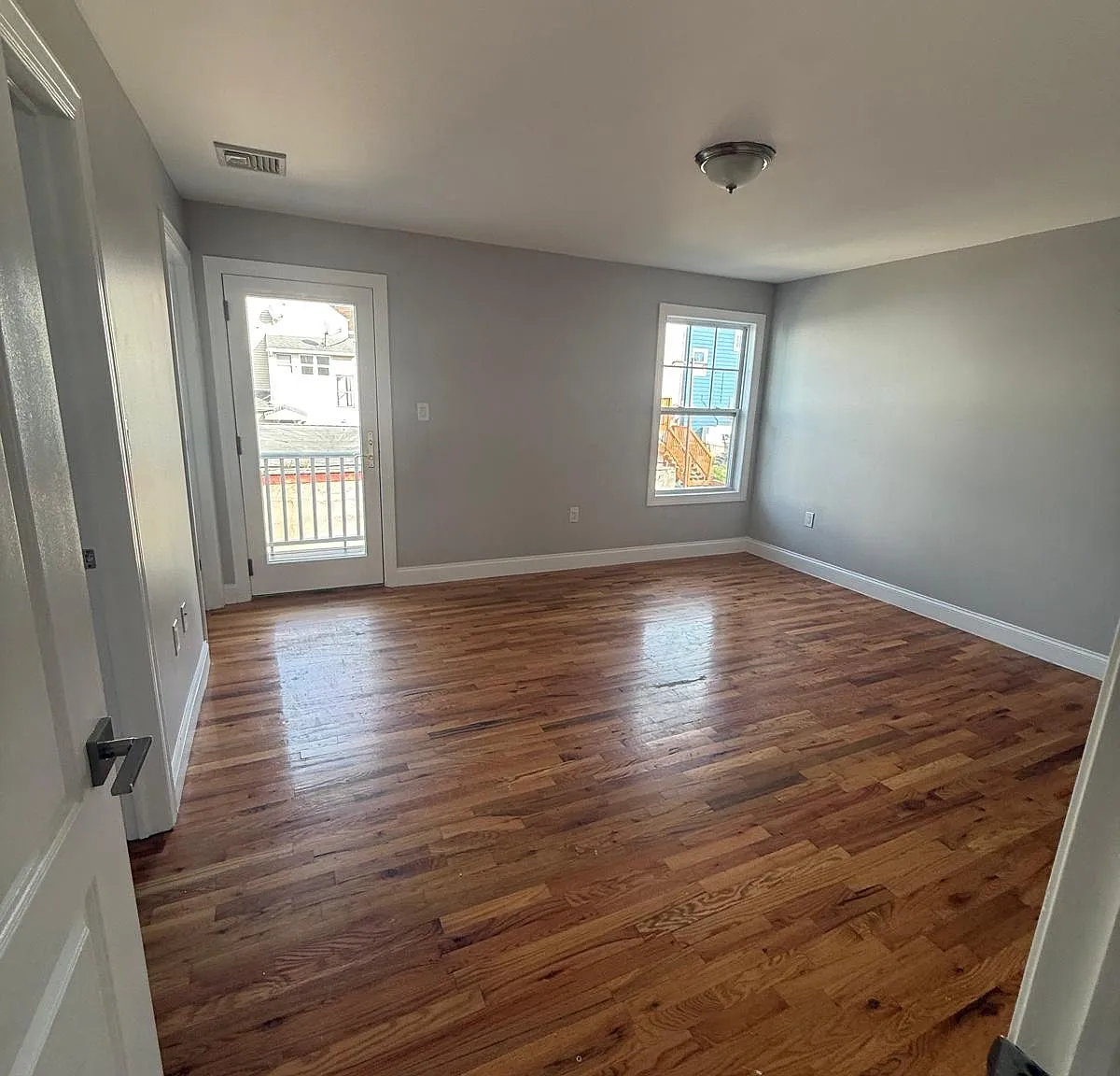 3 bed, $3,400 — Photo 4