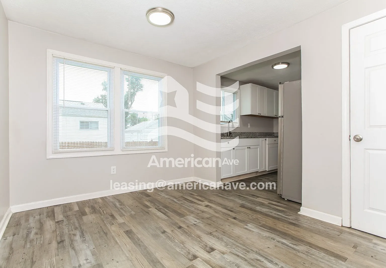 3 bed, 1.0 bath, 972 sqft, $1,375 — Photo 4