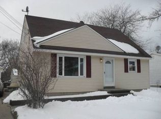 3323 Walker Rd, Lansing, MI 48906