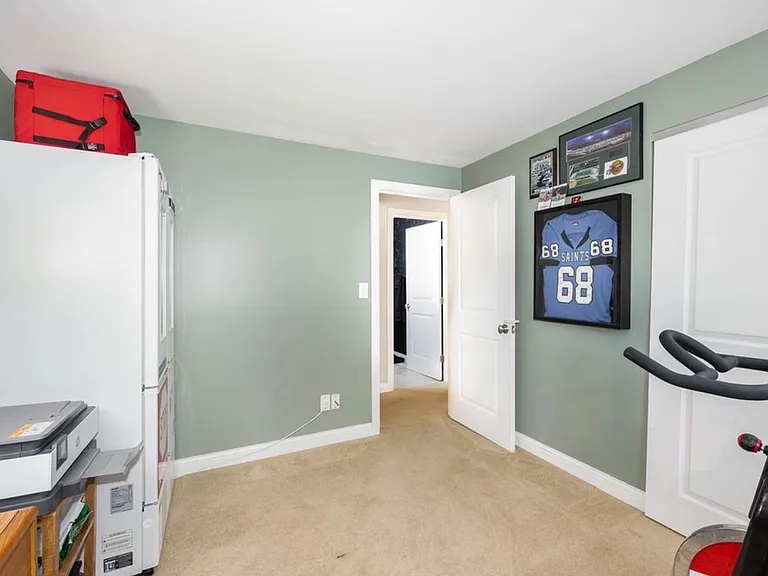 183 Monarch Rd — Photo 12