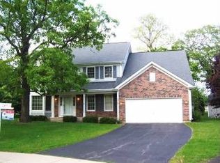 1040 Fieldstone Ct, Elgin, IL 60120