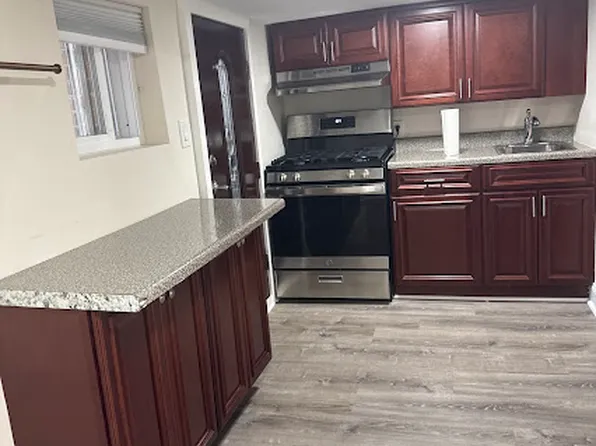 1562 Rockaway Pkwy, Brooklyn, NY 11236