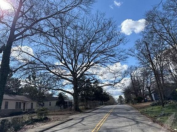 5th image of 8 George Lemon Dr