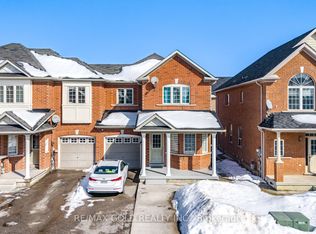 27 Frostbite Ln, Brampton, ON L6R 3L8