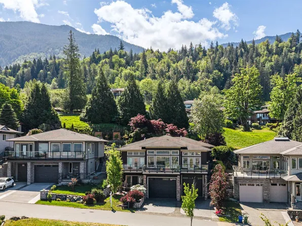 51075 Falls Ct #152, Chilliwack, BC V4Z 1K7