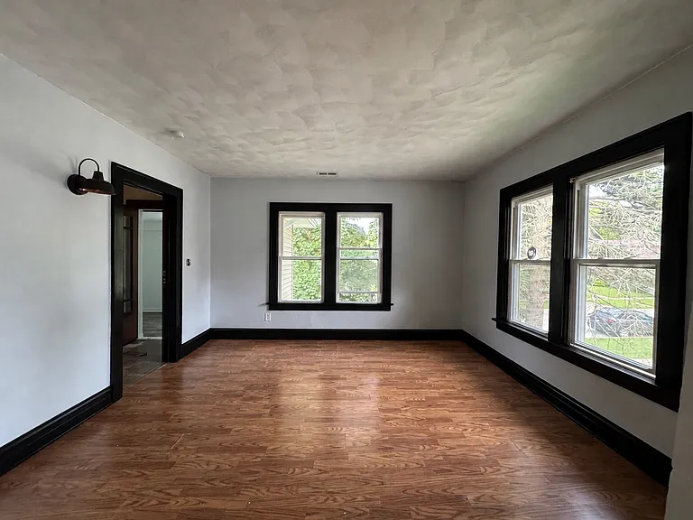 600 Sunderlin St #2 — Photo 3