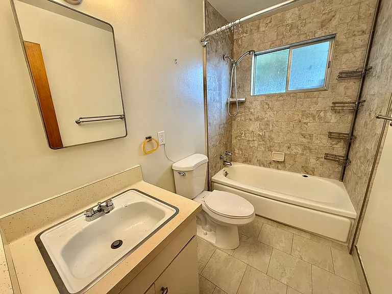 194 Wedgewood Ave — Photo 14