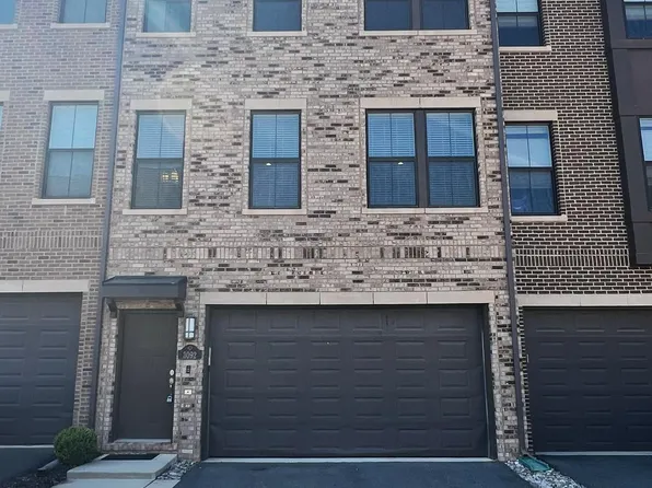 3092 Alan Shepard St, Herndon, VA 20171