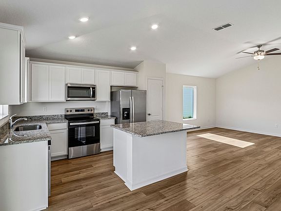 Meal prepping is easy in this upgraded kitchen