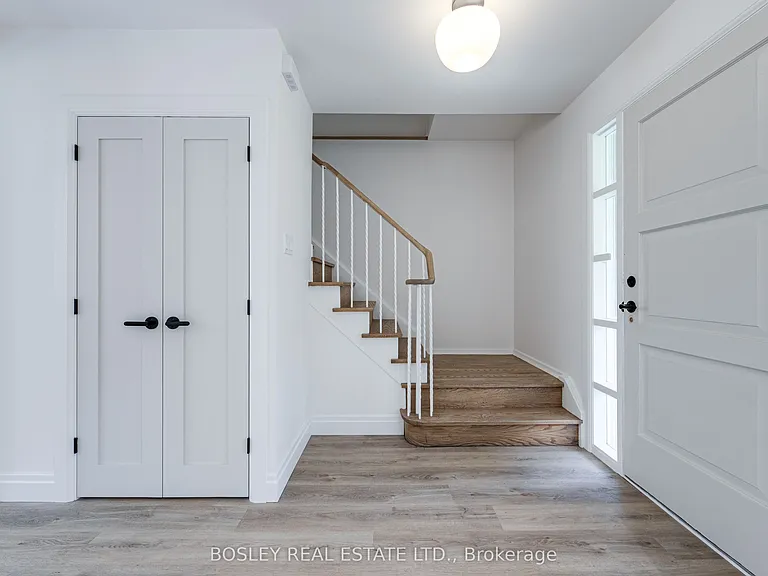 33 Forestbrook Cres — Photo 22
