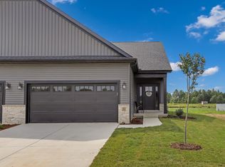 1 Prairie Trl, Monticello, IL 61856