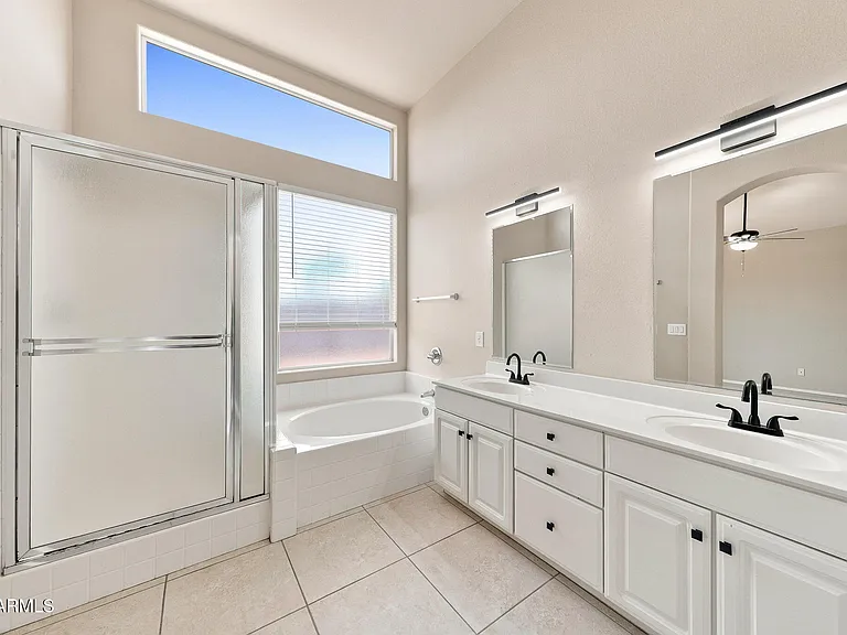 1402 E Shannon St — Photo 26