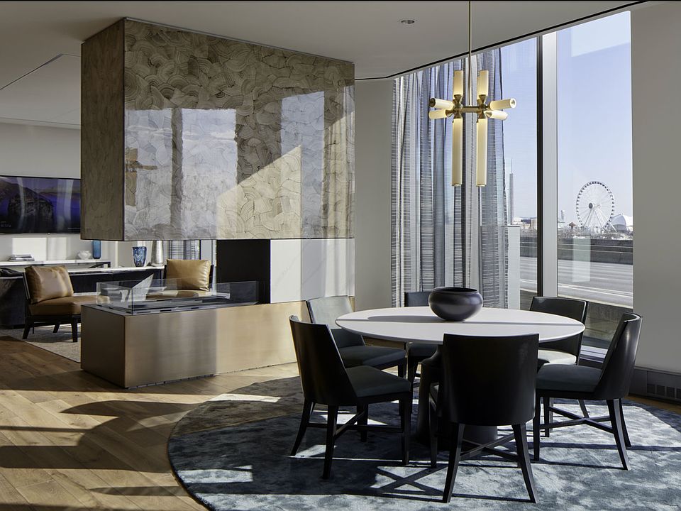 CO-WORKING SPACE