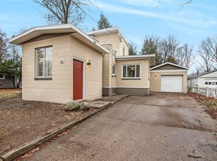 676 Randall Rd, Muskegon, MI 49441