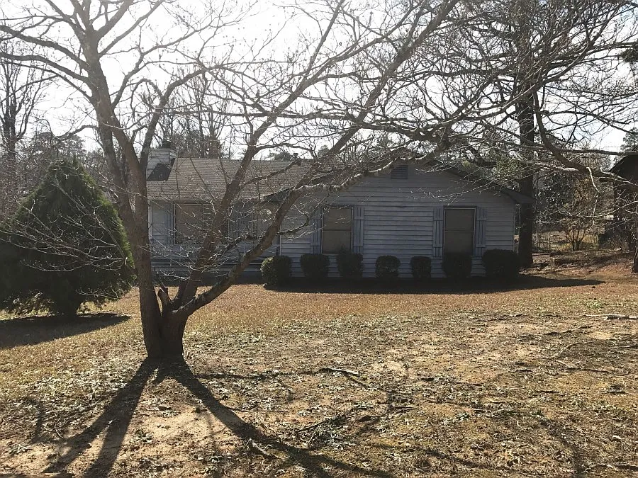 4036 Kurt Dr photo 1