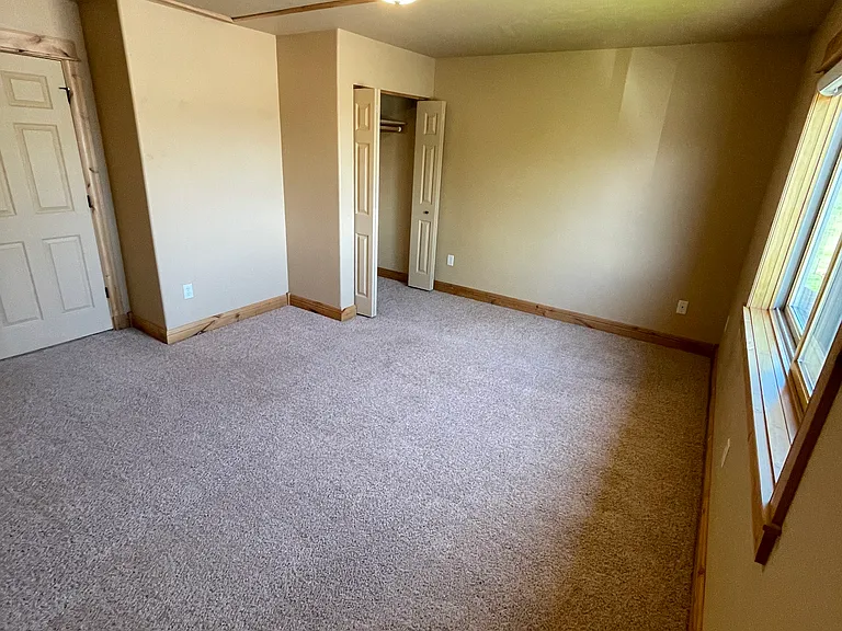 905 Saxon Way #D — Photo 28