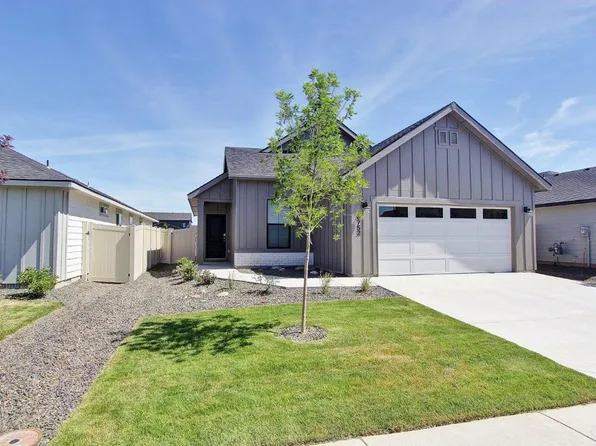 6752 W Plateau Creek Dr, Meridian, ID 83646