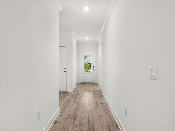 4th image of 185 Sea Eagle Ln