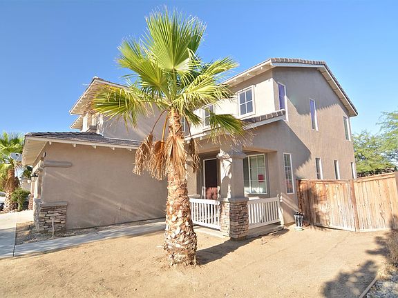 3rd image of 15039 Strawberry Ln