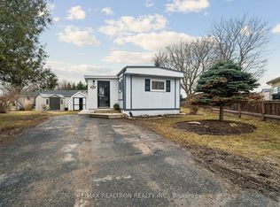 10 Pinecrest Cir, Innisfil, ON L0L1L0