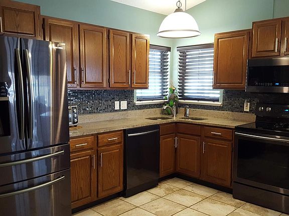 3rd image of 1248 Sleepy Hollow Ln