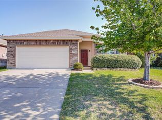 336 Fossil Bridge Dr, Fort Worth, TX 76131