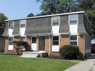 185 Fairgreen Dr, Buffalo, NY 14228
