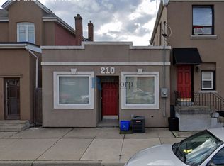 210 Sherman Ave N, Hamilton, ON L8L 6N1