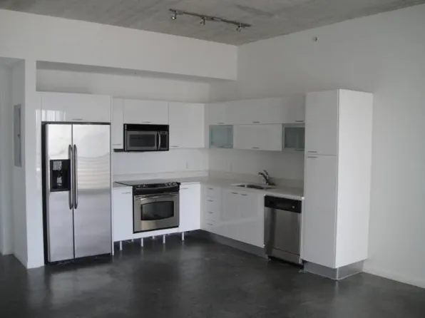 (undisclosed Address), Miami, FL 33132