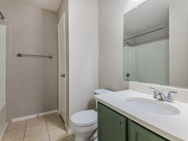3317 Bentgate Ct — Photo 15