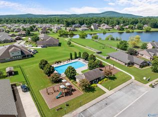 142 Tango Dr, Meridianville, AL 35759