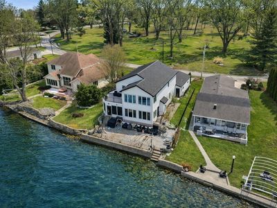 1255 Lane 280 Hamilton Lk, Hamilton, IN, 46742