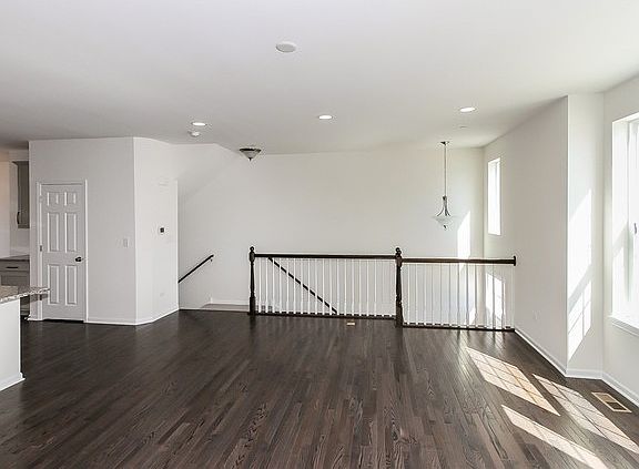 5th image of 815 Paisley Ct Lot 8.03
