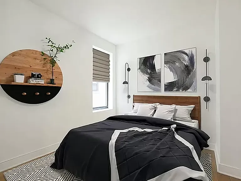 211 E 33rd St #32 — Photo 3