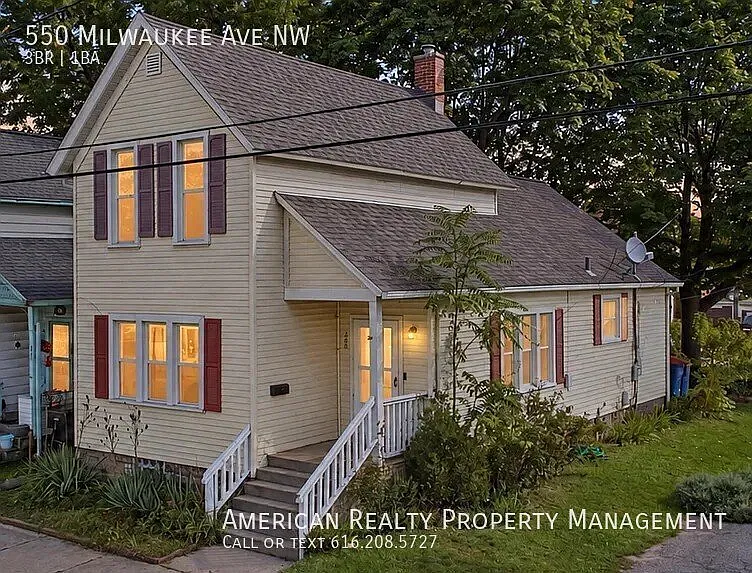 550 Milwaukee Ave NW