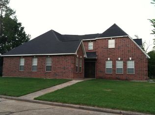 1518 Elk River Rd, Houston, TX 77090